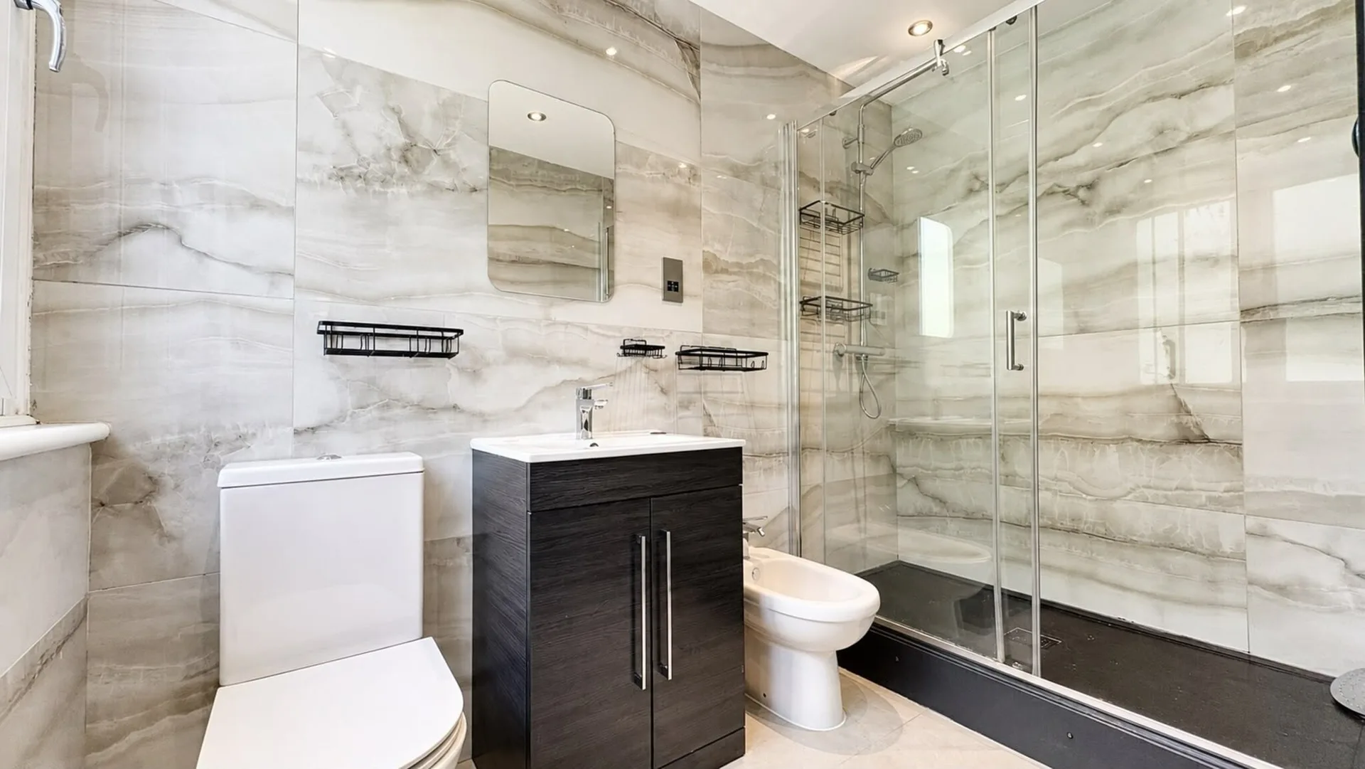 Hyde Park apartment marble shower room