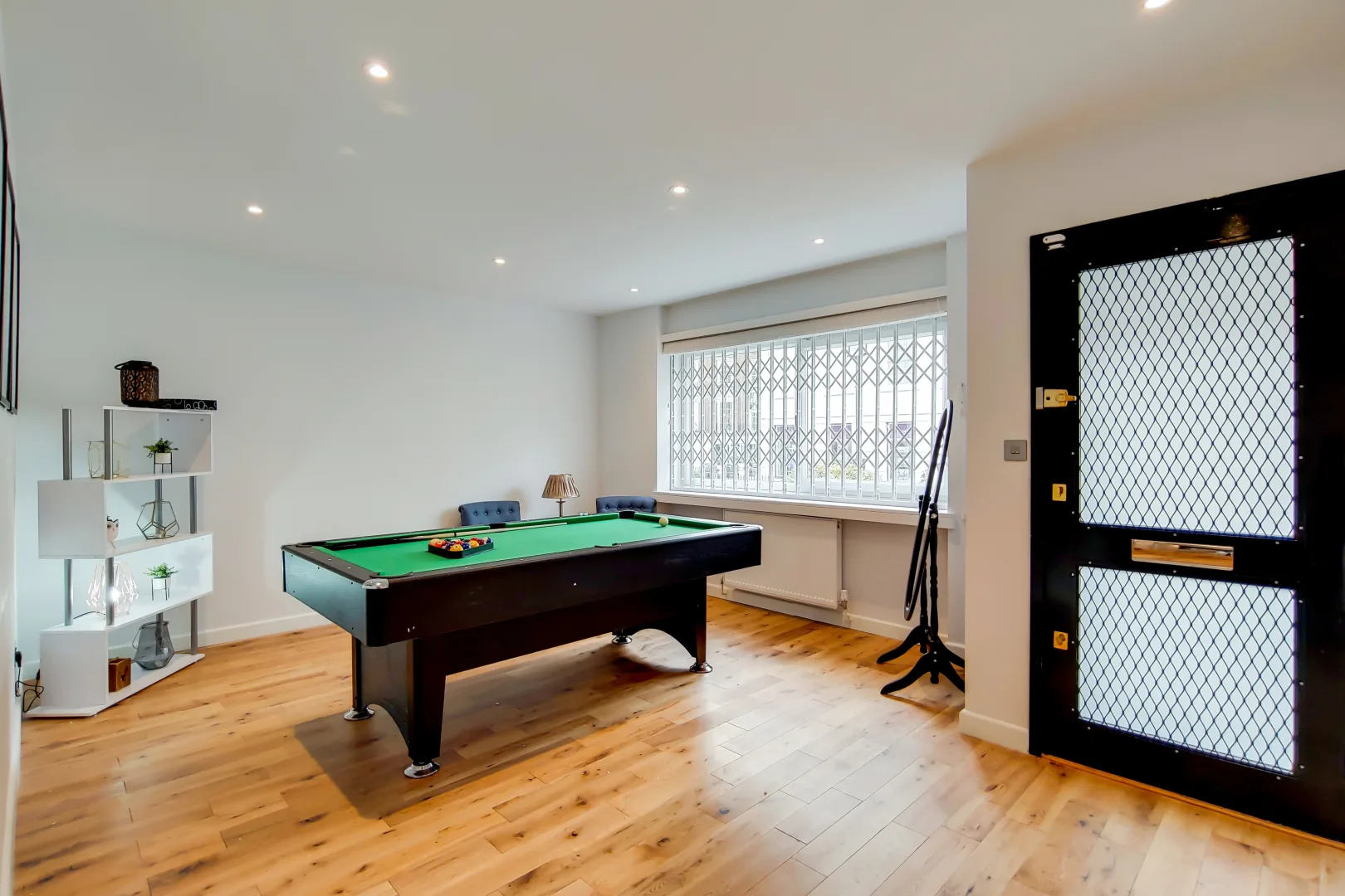 Hyde Park house ground-floor reception with a pool table